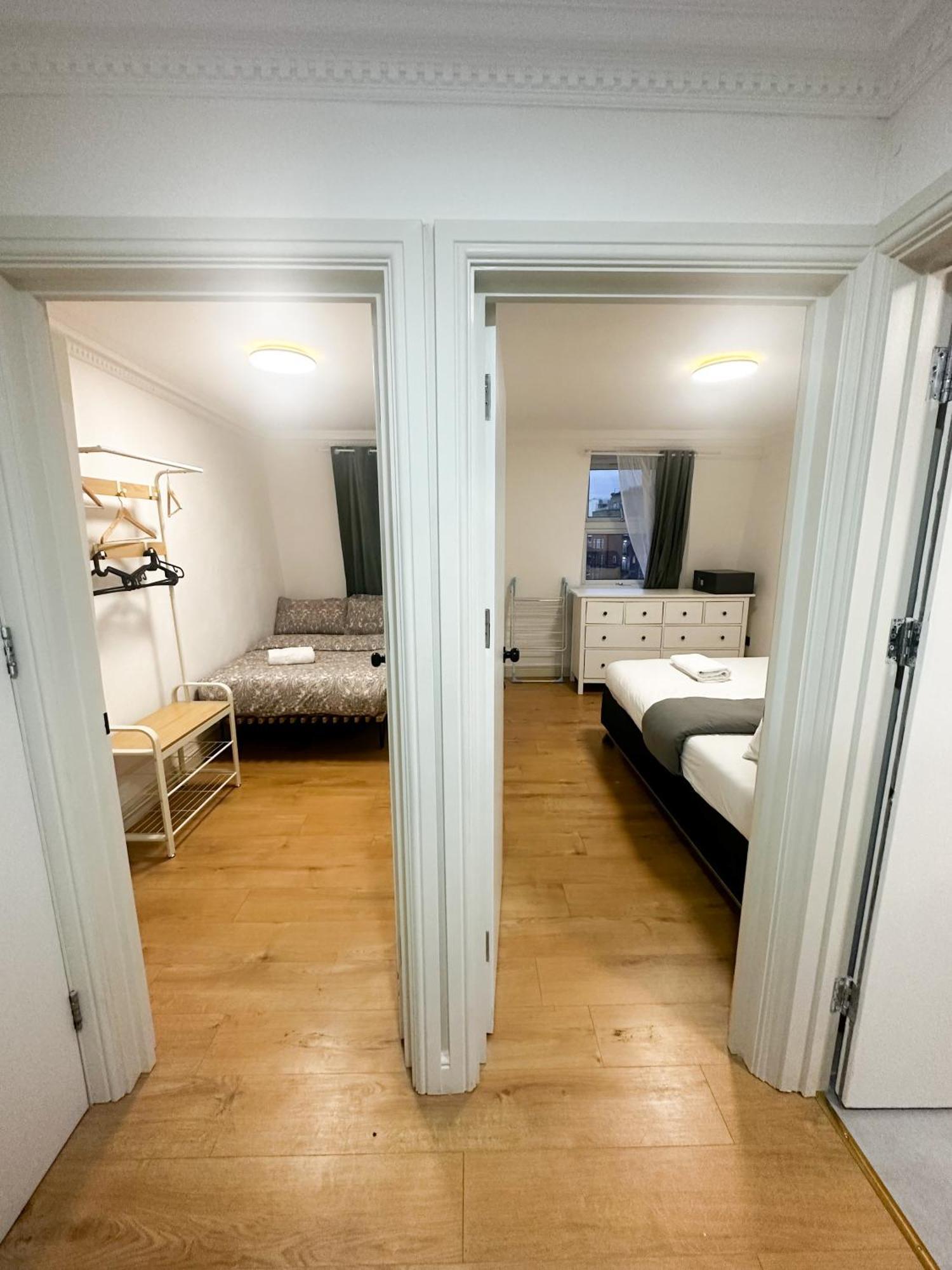 Flat 5 - In Aldgate Apartment